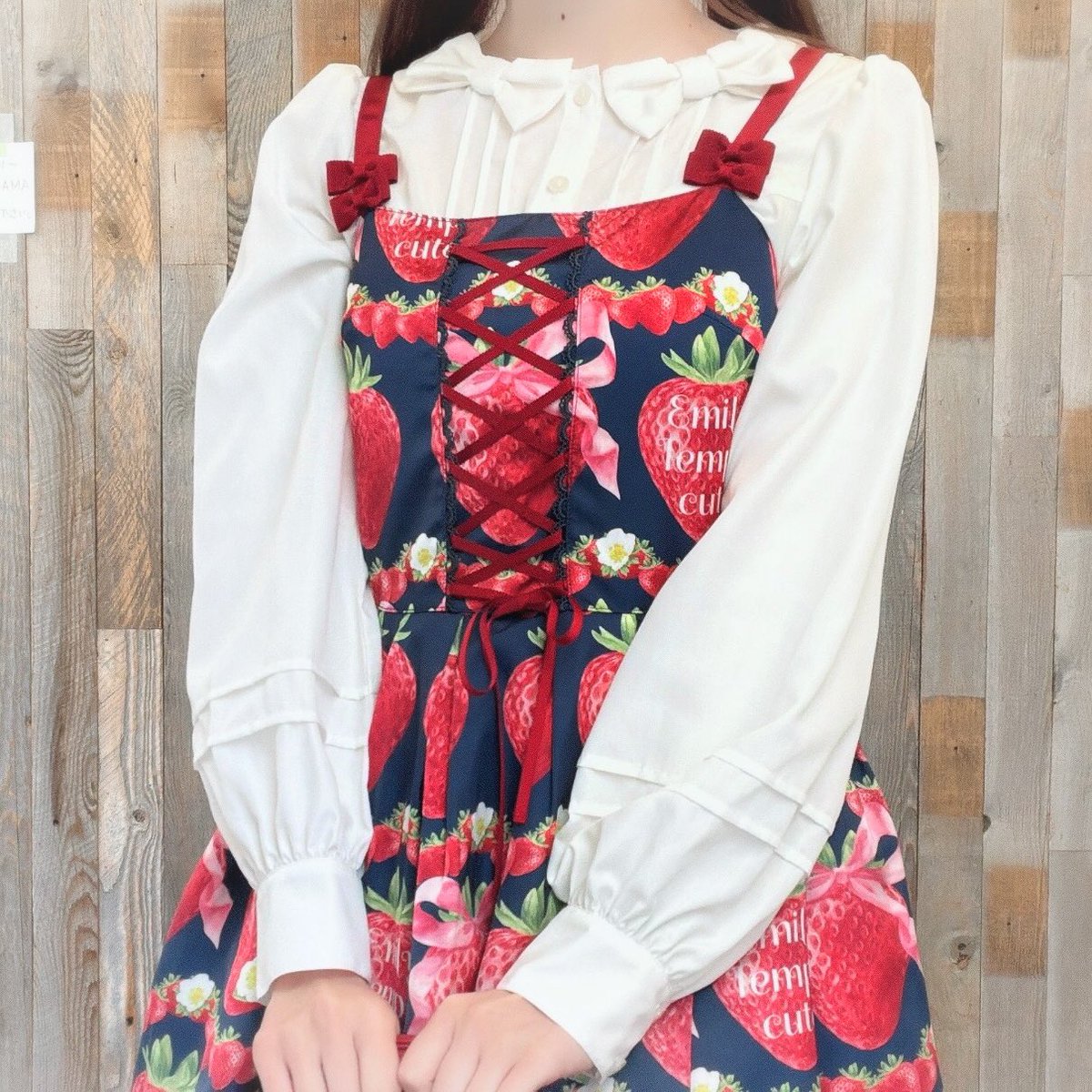 エミキュ♡Strawberry Bon Bon キャミソールワンピ♡ 🍓New item🍓 【Emily Temple cute】 Strawberry BonBonキャミソール