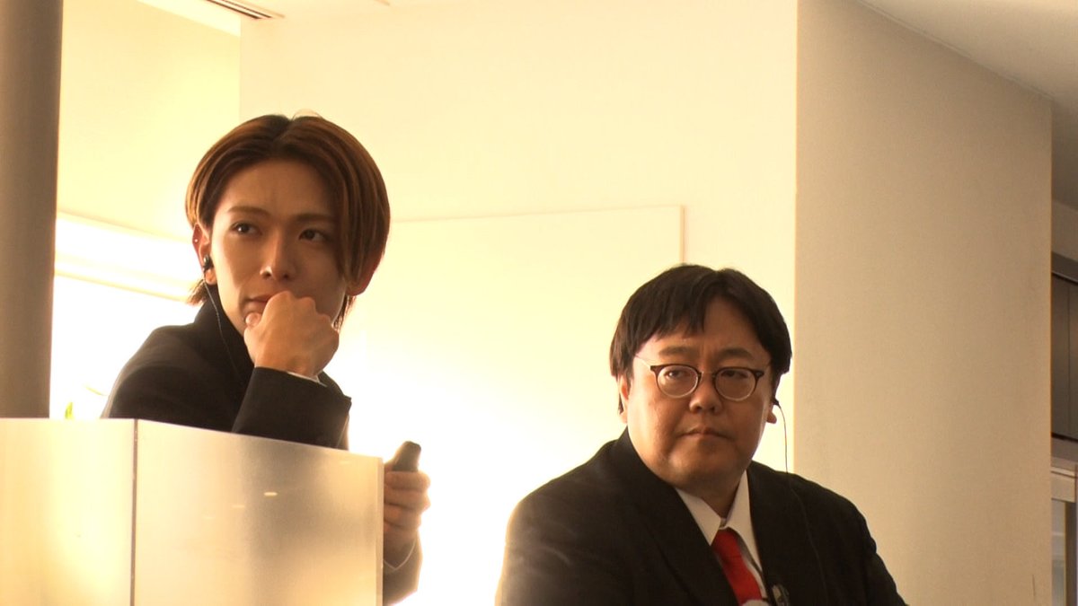 明日よる8時55分から放送 #ドアドアクエスト は空港のギモン❗️
飛行機に荷物を預けたのに乗り遅れたらどうなるの？#タイムマシーン3号 のお二人と #ACEes  #深田竜生 さん #佐藤龍我 さんが調査しました🧐　飛行機乗る方必見の空港の秘密が明らかに！お楽しみに‼️