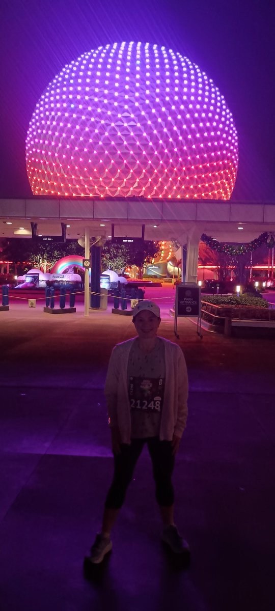 StephMaltzDC's tweet photo. Good morning from #Epcot - excited to be here at 3:30 am this Thursday morning for @WaltDisneyWorld
#RunDisney #DopeyChallenge #MarathonWeekend #5kday #everymileismagic https://t.co/mNz5ENEIdr