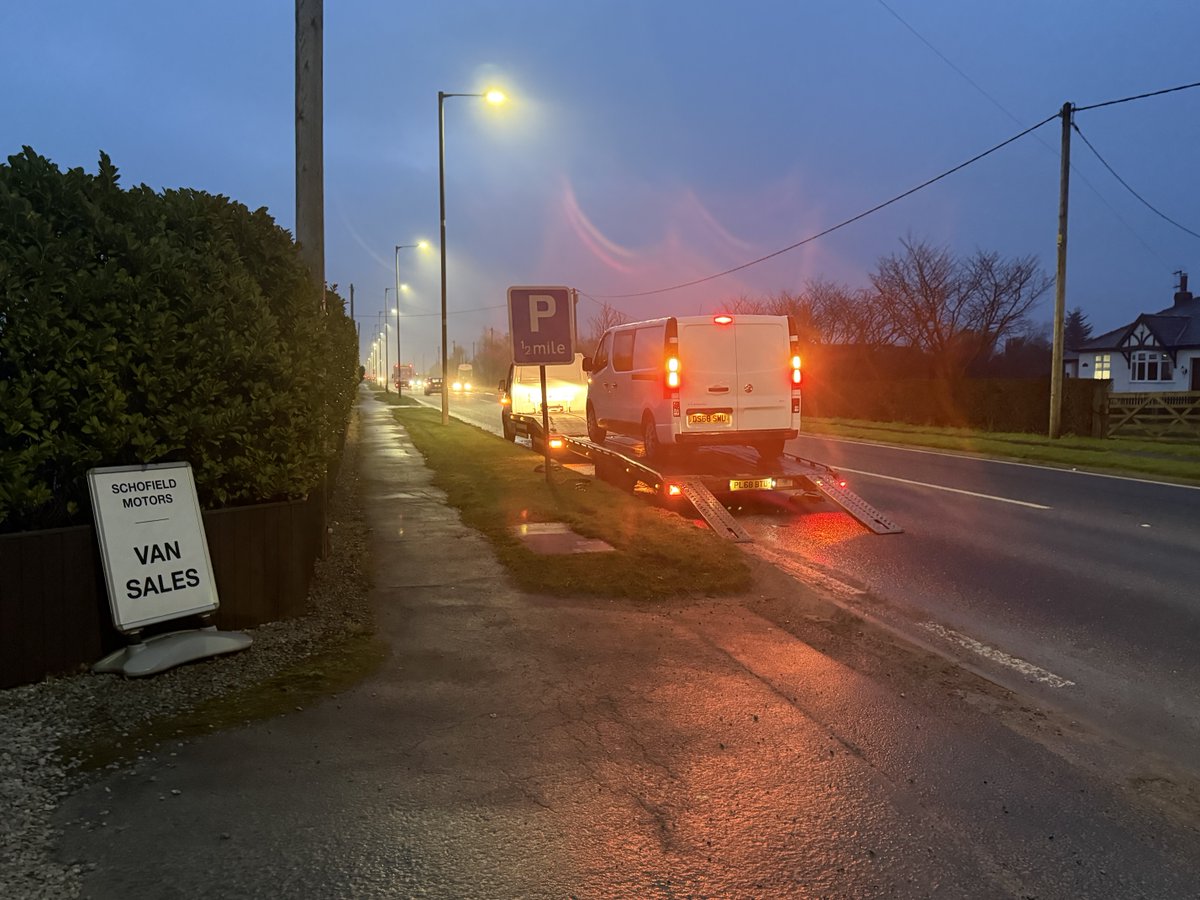 ⏰ Early morning collection ⏰
🚛 Vauxhall Vivaro crew cab 🚌

Delivery to bonnie 🏴󠁧󠁢󠁳󠁣󠁴󠁿

More vehicles for sale on our website 
bit.ly/3uCVWrU