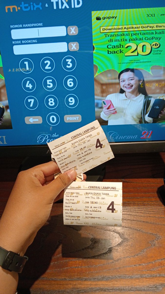 raa_profile's tweet photo. Kok ya bisaaaaaaa, salah beli tiket🤭
 Untung by 1 get 1 https://t.co/1UuDofbv7M