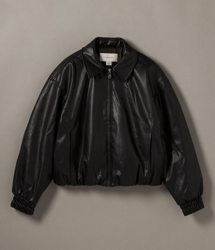 BTSジョングクが着用してる、 『Calvin Klein ボンバージャケット