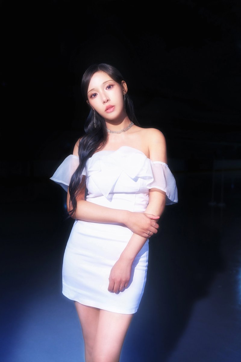 CUBE_LIGHTSUM's tweet photo. LIGHTSUM Digital Single [아름답고도 아프구나 (상아, 초원, 주현)]

Concept Photo
#CHOWON #초원

2026.01.15. 6PM (KST)

#LIGHTSUM #라잇썸
#아름답고도아프구나 https://t.co/yMXPnXj5mn