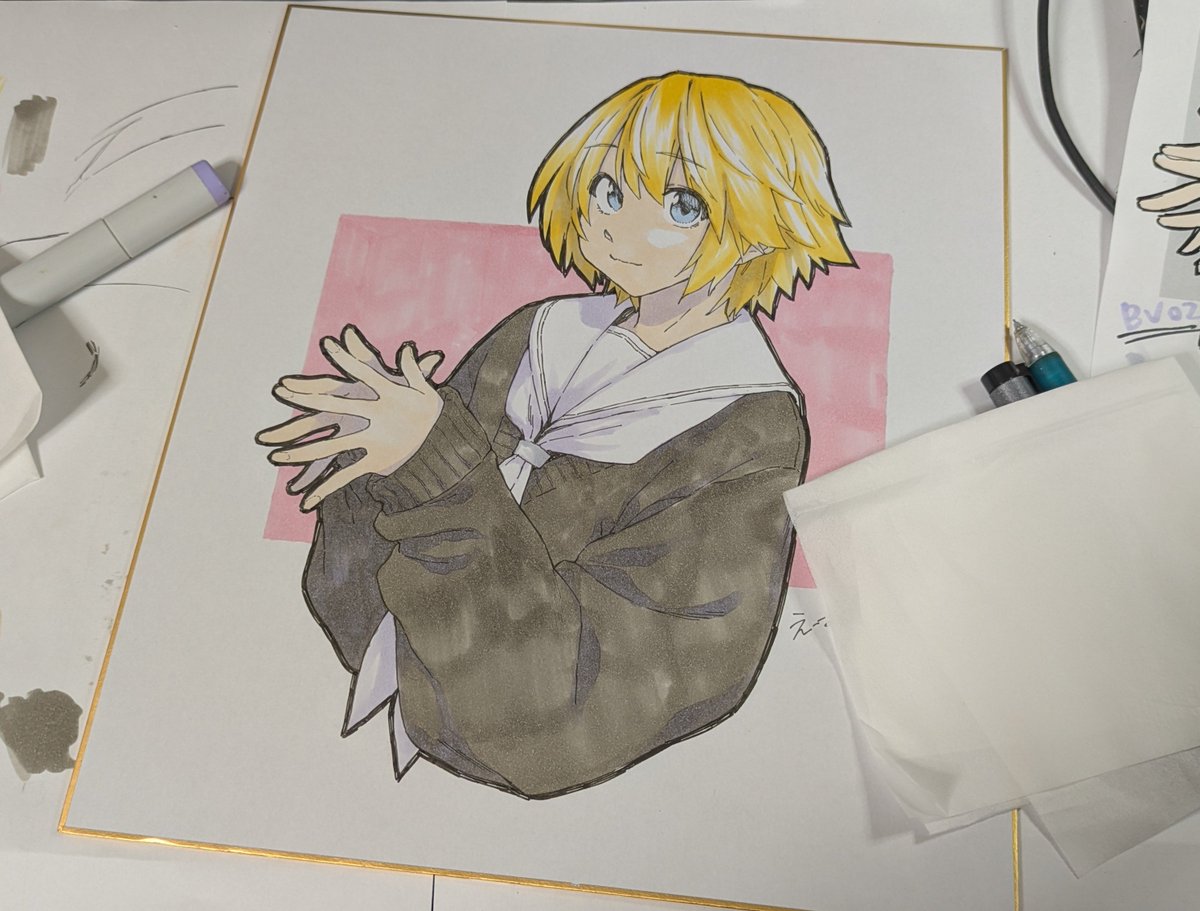 色紙がオークションに出てます。無理のない程度によろしくお願いしますm(__)m 