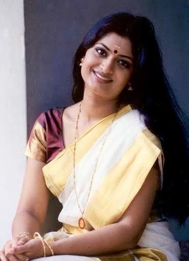 RGVzoomin's tweet image. After seeing the @TheNameIsYash starring trailer of #Toxic I have no doubt that @GeethuMohandas_  is the ultimate symbol of Women Empowerment ..No Male director is Man enough in comparison to this Woman .. I still can’t believe she shot this 👇🏻 😳 youtu.be/aF08WVSvCok?si…