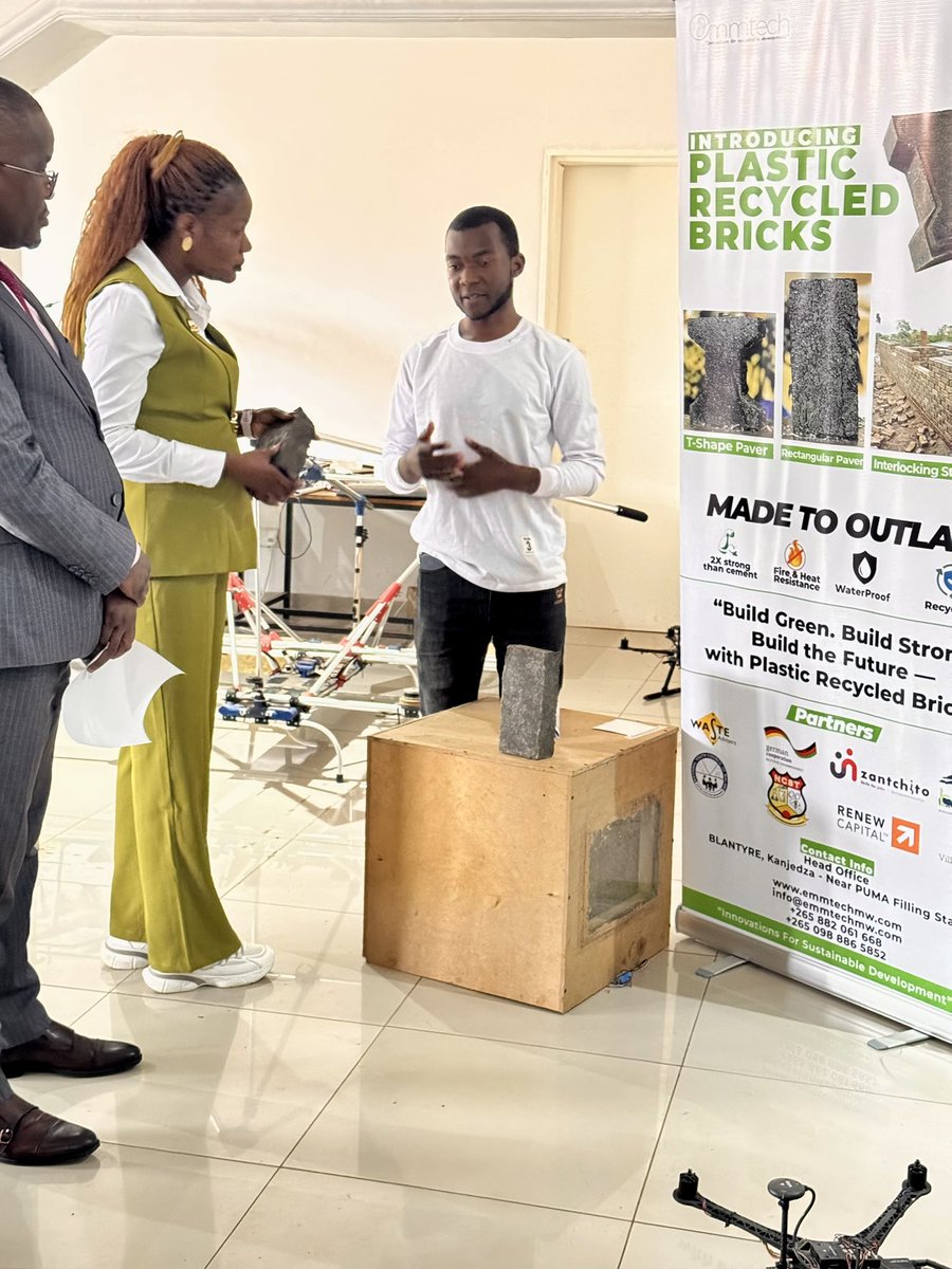 MicroMek tweet media