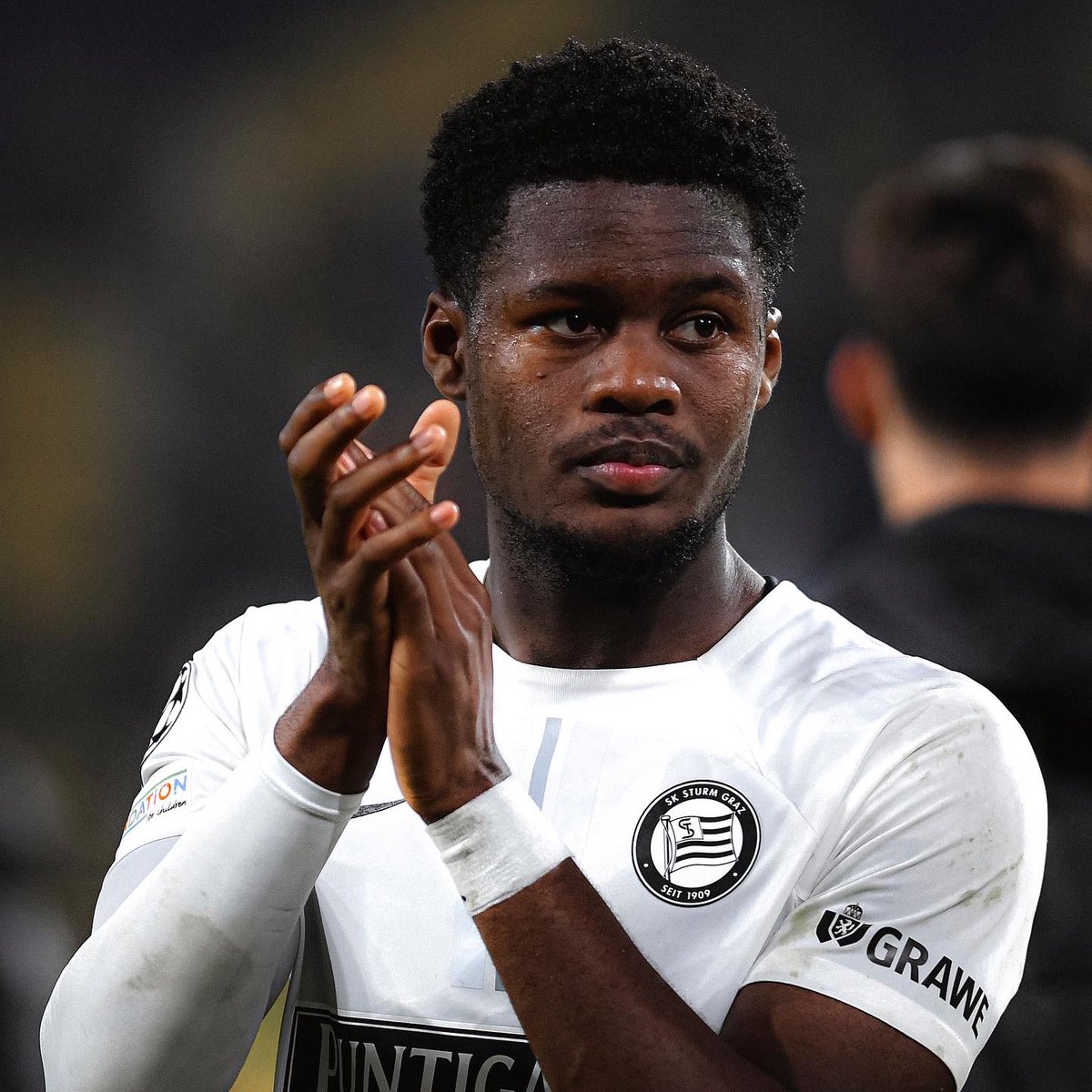 LetsTalkGers's tweet image. 💰 Reports late last night suggest Rangers are willing to spend a combined £7m on Tochi Chukwuani and Tuur Rommens.

🇩🇰 Tochi Chukwuani - £4m.
🇧🇪 Tuur Rommens - £3m.

Clear sign Rangers are backing Danny Rohl this window.