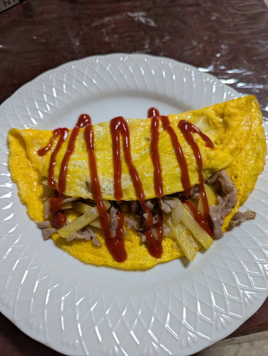 今日はオムレツです✨