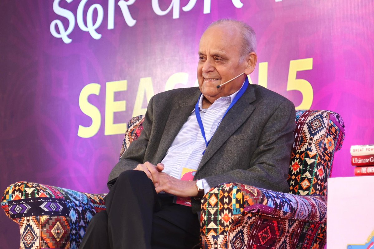 litchowk's tweet photo. Lit-चौक सीज़न 5 के अद्भुत सत्र ‘जासूसी दुनिया : Great Power Games’ की कुछ झलकियां.✨

चर्चा में: पूर्व रॉ प्रमुख विक्रम सूद जी और सुमित अवस्थी जी 

@Vikram_Sood 
@awasthis 

#ExArmyRAWChief #VikramSood #Indore #RAWagent #journalist #SumitAwasthi https://t.co/ImEzjKU8ff