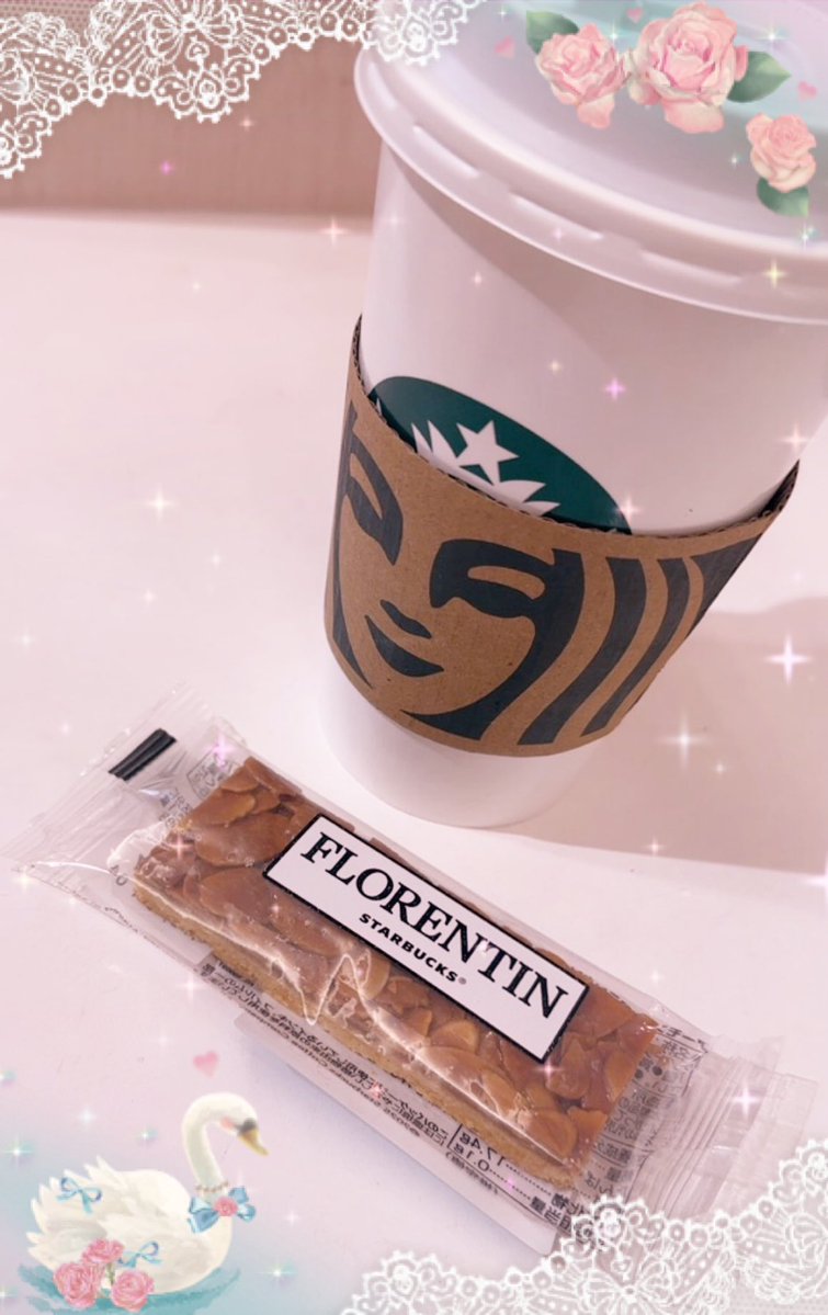 ブラコ飲めるようになりたいのでとりまスタバのを挑戦してみようと思いまして🌱
家族にワンモアコーシーしてあげようと思ったのにドリチケ使っちゃったしフロランタン食べたすぎていこうと思ってた店舗モバオできなくなったから別店舗にいくとゆー安定のクソDB脳🧠っぷり😇😇😇