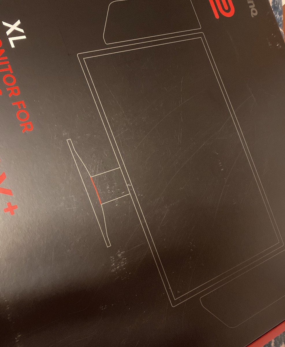 _nullxi2's tweet image. こんな箱でかかったけ、、
腕もげるかと思っためっちゃ引きずってたみたい