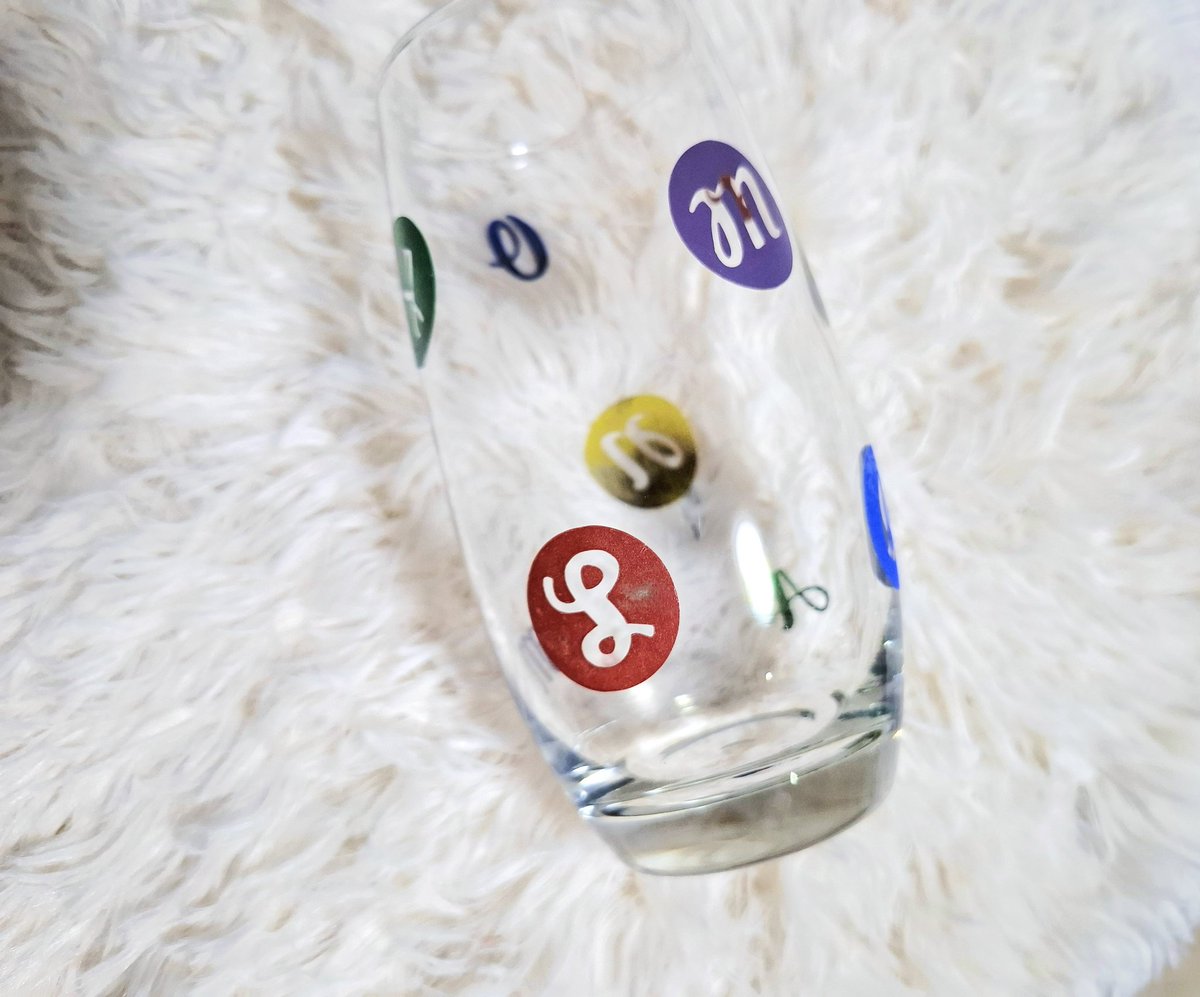 MachuShin1's tweet image. |||(*￣O￣)ｶﾞｰﾝ|||やっぱりというか。。
今回は初めてのげんしょう💦ガラスが透明にはなったが転写紙まで変色と材質的に変化したのは初めて💦💦なんか表面ザラザラで裏は焦げたようになってる💦強くこすったらハゲそう。。コップとしては使えない⤵️⤵️観賞用としてほしい人いますか？？