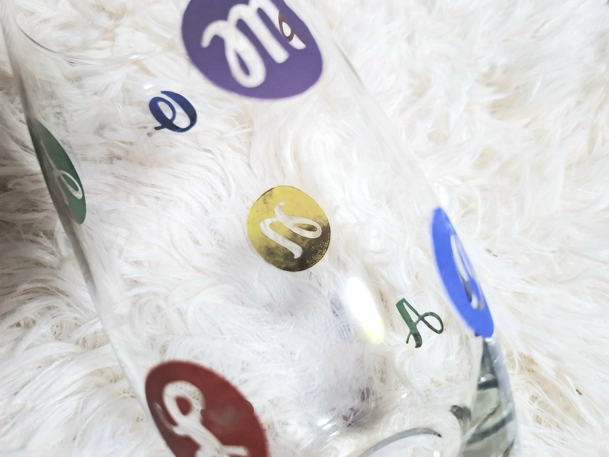 MachuShin1's tweet image. |||(*￣O￣)ｶﾞｰﾝ|||やっぱりというか。。
今回は初めてのげんしょう💦ガラスが透明にはなったが転写紙まで変色と材質的に変化したのは初めて💦💦なんか表面ザラザラで裏は焦げたようになってる💦強くこすったらハゲそう。。コップとしては使えない⤵️⤵️観賞用としてほしい人いますか？？