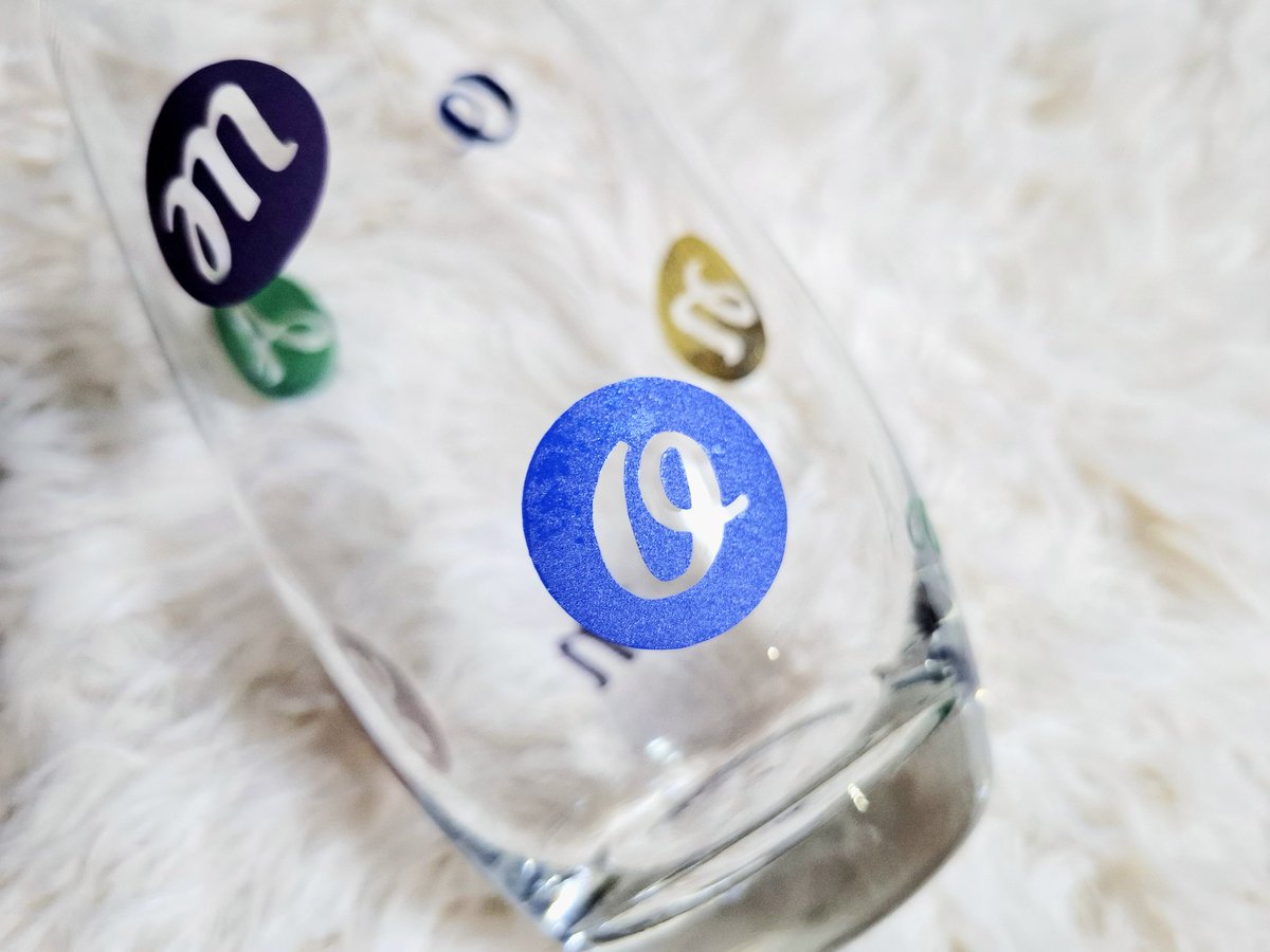 MachuShin1's tweet image. |||(*￣O￣)ｶﾞｰﾝ|||やっぱりというか。。
今回は初めてのげんしょう💦ガラスが透明にはなったが転写紙まで変色と材質的に変化したのは初めて💦💦なんか表面ザラザラで裏は焦げたようになってる💦強くこすったらハゲそう。。コップとしては使えない⤵️⤵️観賞用としてほしい人いますか？？