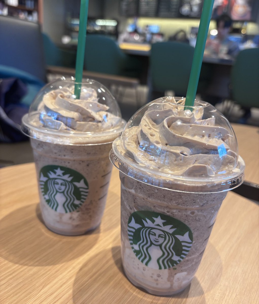 今日も1日お疲れさま☺️ 玉露抹茶フラペチーノ売り切れてた🥺 でも