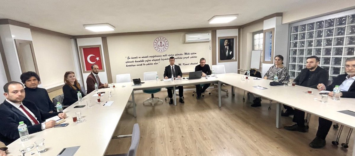 Millî Eğitim Bakanlığı Mesleki ve Teknik Ortaöğretim Kurumları Tanıtım ve Yönlendirme Yönergesi kapsamında; İl Millî Eğitim Müdürlüğü Şube Müdürü Mehmet Irkılata başkanlığında, Mesleki ve Teknik Eğitim Birimlerinden sorumlu İlçe Millî Eğitim Şube Müdürlerinin katılımıyla “Genç