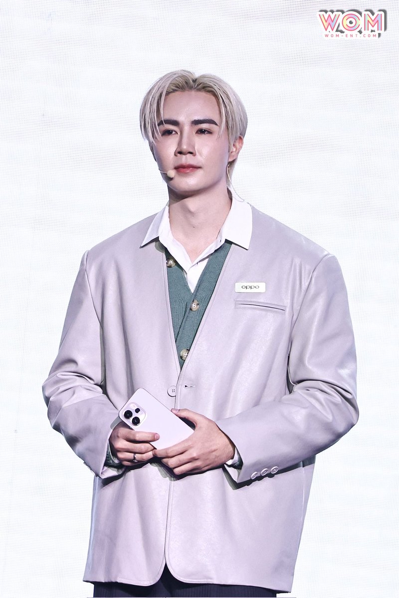 zeazky007's tweet photo. เหมือนนักธุรกิจมาก~😍💙 ((ซึ่งก็ใช่แหละ😚))

OPPO X ZEENUNEW 
#Reno15SeriesTHxZeeNunew
#ZeeNuNew #ZeePruk https://t.co/PuYMcLCaOk