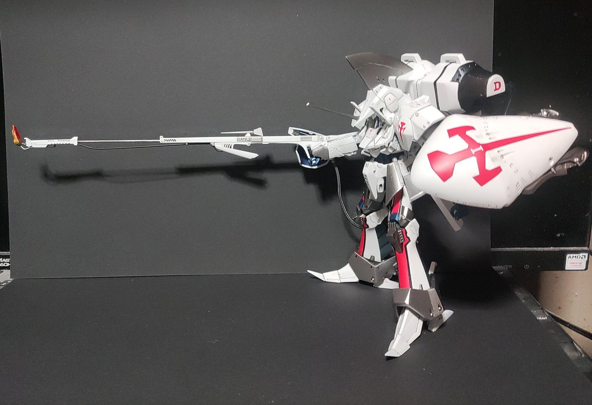 Dink0330's tweet image. WAVE 1/144 レッドミラージュ
初期ver.　重装備版
やっと全て完成しました😊
相変わらず模活に飽きもせずずっと楽しく作れました～😆✨