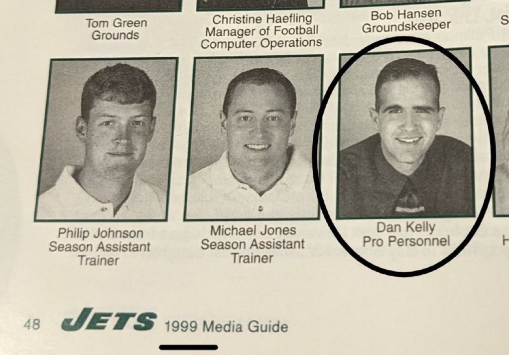 TheBearsShow's tweet image. FYI - they list groundskeepers in the “pro personnel” department. He was never a scout lol.