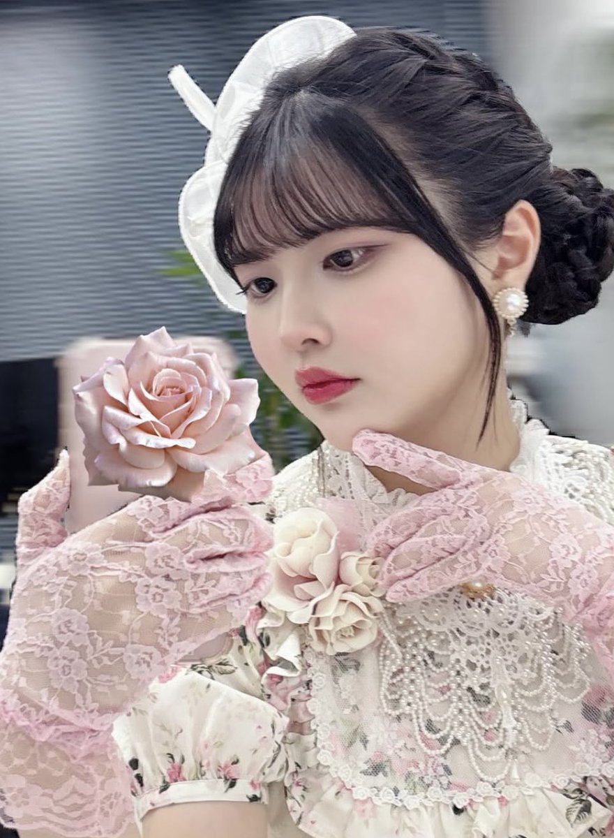 正面からみたらﾓﾁﾓﾁ笑顔なのに横顔が美しすぎてオタクが毎回ひれ伏してしまうBEYOOOOONDSの岡村美波さん　みいみのギャップは宇宙一やねん