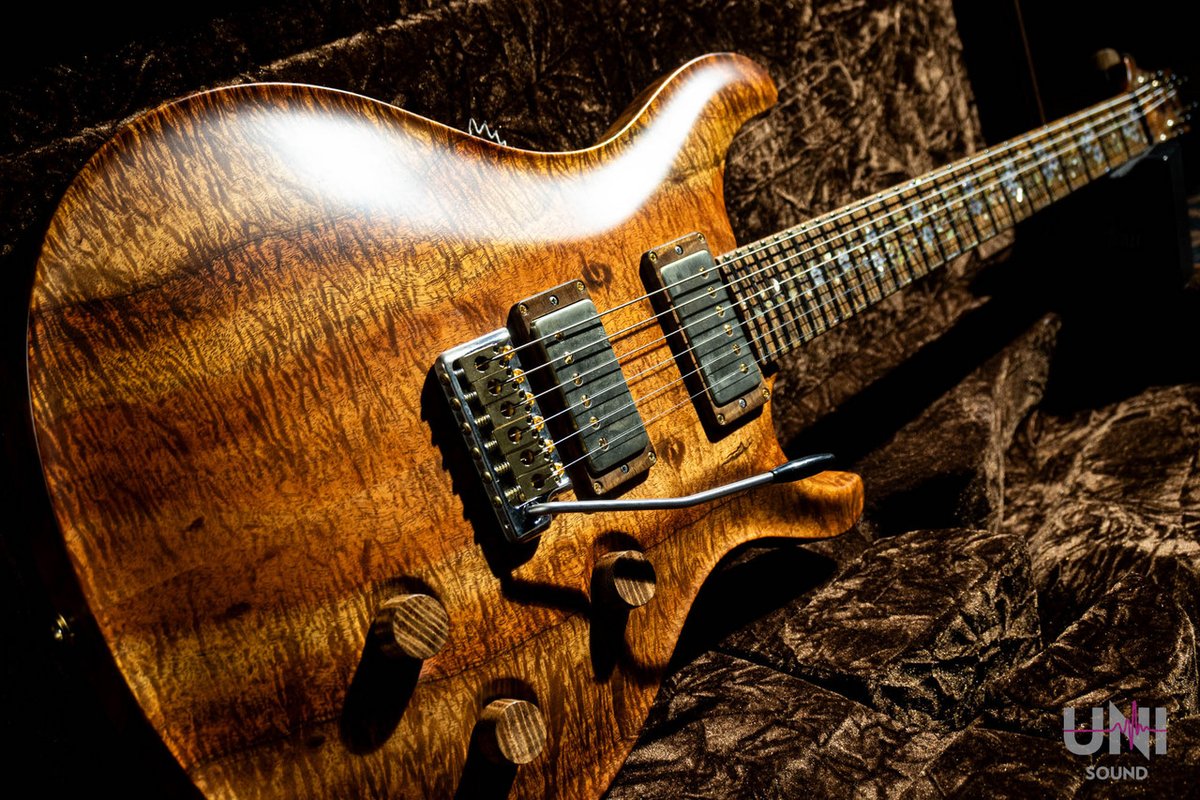 ／
1/10(土)22:15発売開始‼️
Paul Reed Smith (#PRS) Private Stock # 5750 Custom 24 ”All Koa” / 2015
＼

PRS入荷！オールコア材で製作、プライベートストック最上級仕様。倍音豊かな58/15ピックアップ搭載。世界に一本の風格を放つ最高峰モデル！
digimart.net/cat01/shop5031…