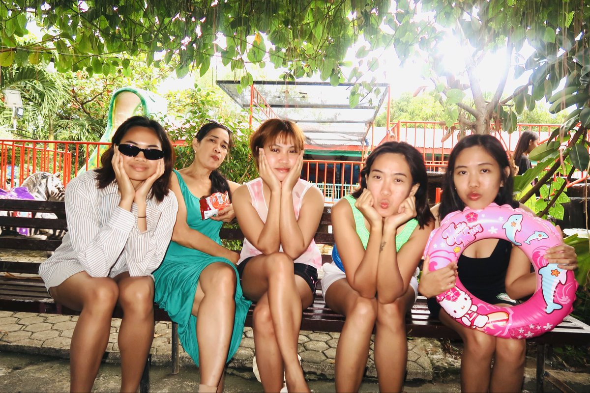 jonahbette's tweet photo. #family #sunnyday https://t.co/4odGAaObBK