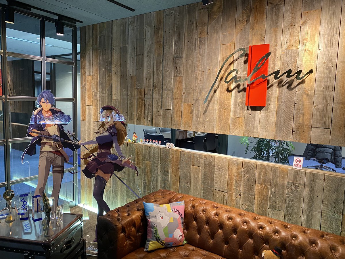 yuzokoshiro's tweet image. 日本ファルコムで近藤社長、石川三恵子さんとお会いしました。
石川さんと社内でお会いするのは38年ぶり。
当時の話は感慨深く盛り上がり、気づけば3時間。
とても良い時間でした。ありがとうございました。