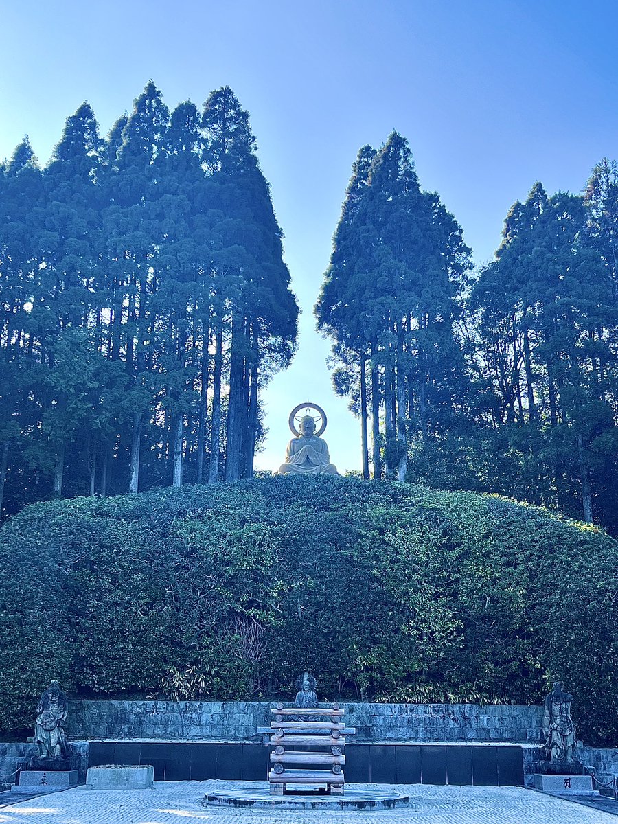 nbc_nonko's tweet photo. 少し遅くなりましたが、
あけましておめでとうございます⛩️✨
おみくじ引いたら大吉でした☺️
引き続き頑張りますので本年もどうぞ
よろしくお願いいたします💓 https://t.co/f8Jmqi2XXp