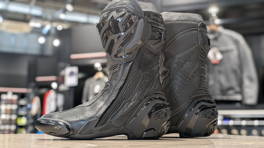 商品紹介】 7701 SUPERTECH R2 × ProtoCore Leather BLACKOUT MODEL