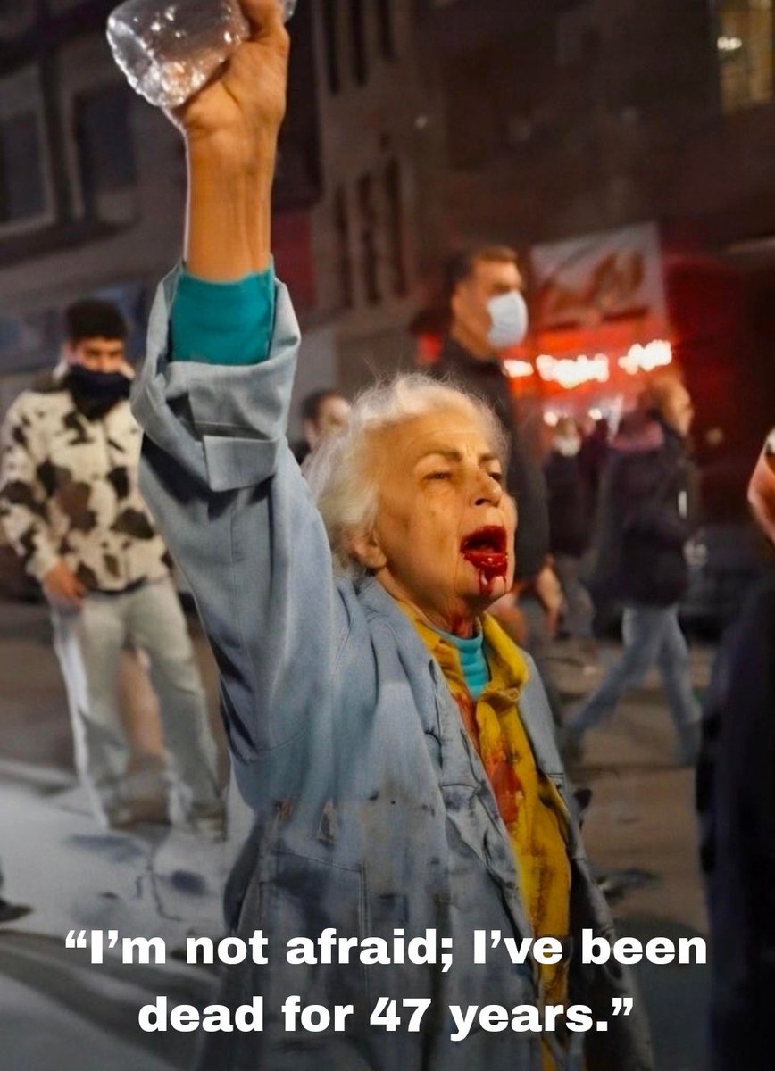 justchangingun's tweet image. A message from the streets of Iran: