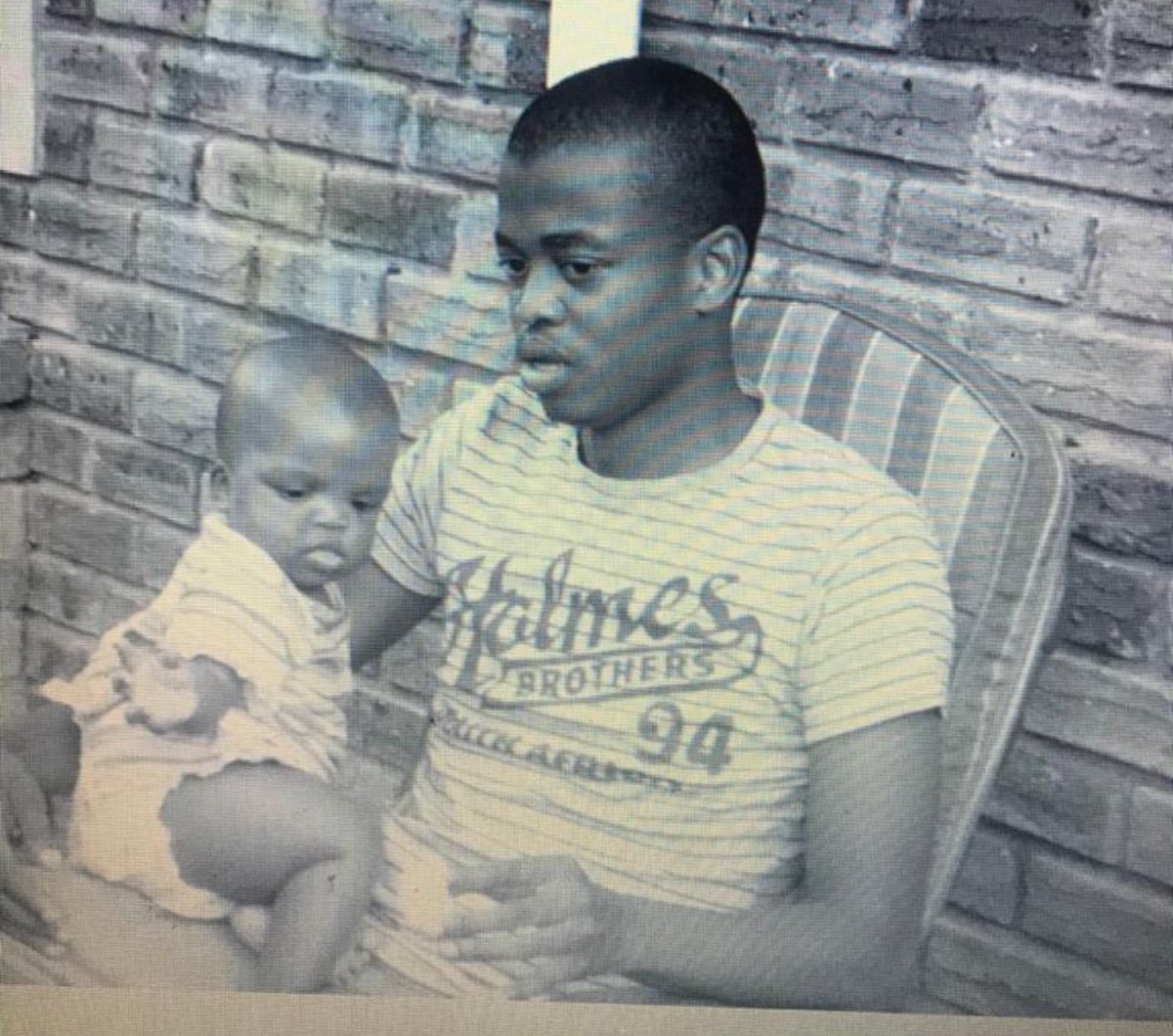 MphoPopps's tweet photo. #Throwback to the greatest journey I’ve ever been on, fatherhood 👨🏾‍🍼 https://t.co/LlSTc3xDs7