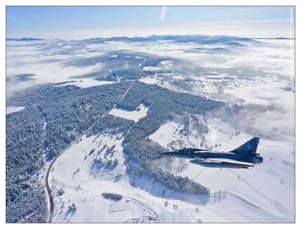 EscadronsChasse's tweet photo. Pour ceux qui se demandent à quoi ressemble l'est de la France sous la neige, c'est à peu près ça. https://t.co/AokN77xUuk