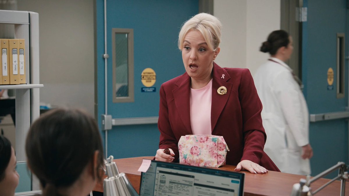 TheSimpleSubs's tweet image. St. Denis Medical - S02E07                             

Em parceria com a @Capisubs

A legenda do episódio 7 da segunda temporada  já está disponível no legendas.net