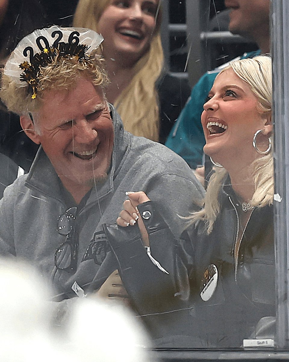 NHLde's tweet photo. Neues Jahr, selber Will Ferrell! 🔥
#GoKingsGo | @lakings | #WillFerrell | #Ferrell https://t.co/R2HvRgXP4Z