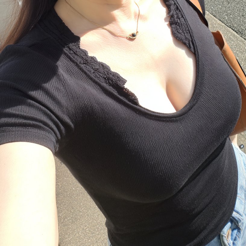 おばさんの私でよければ、揉んでいただけますか…♡