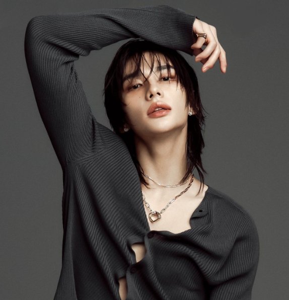 hynjinnninn's tweet image. BLACKPINK’s JENNIE and Stray Kids’s HYUNJIN are rumoured* to have a special stage at the 40th Golden Disc Awards on January 10th, 2026. They will reportedly perform in customized traditional hanboks, highlighting k-culture.
#블랙핑크 #스트레이키즈