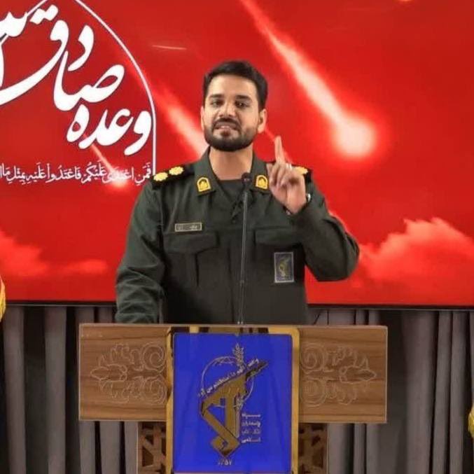 سخنگوی‌جنگ من vs سخنگوی جنگ برانداز
‌