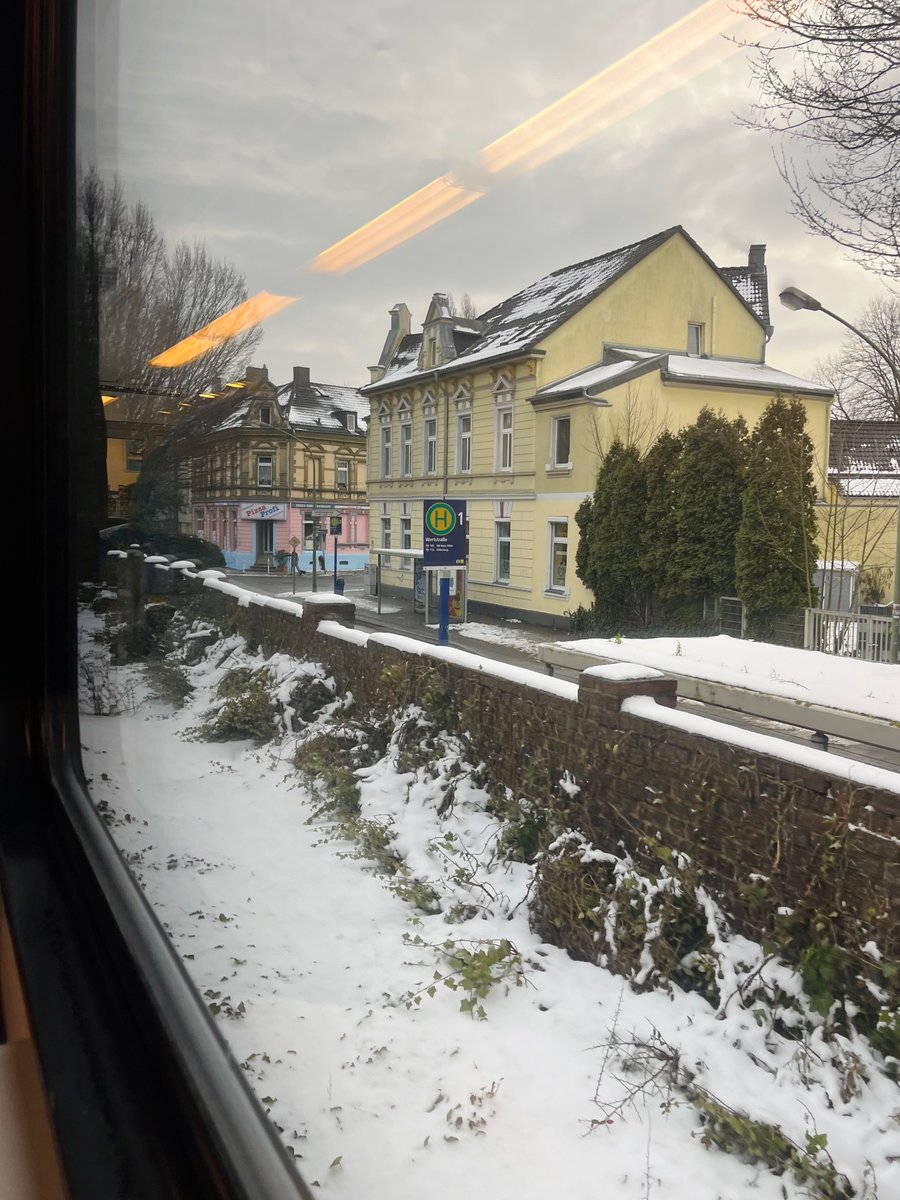 🙏🏻almanyanın maks sıcak karşılamasıdır🙏🏻