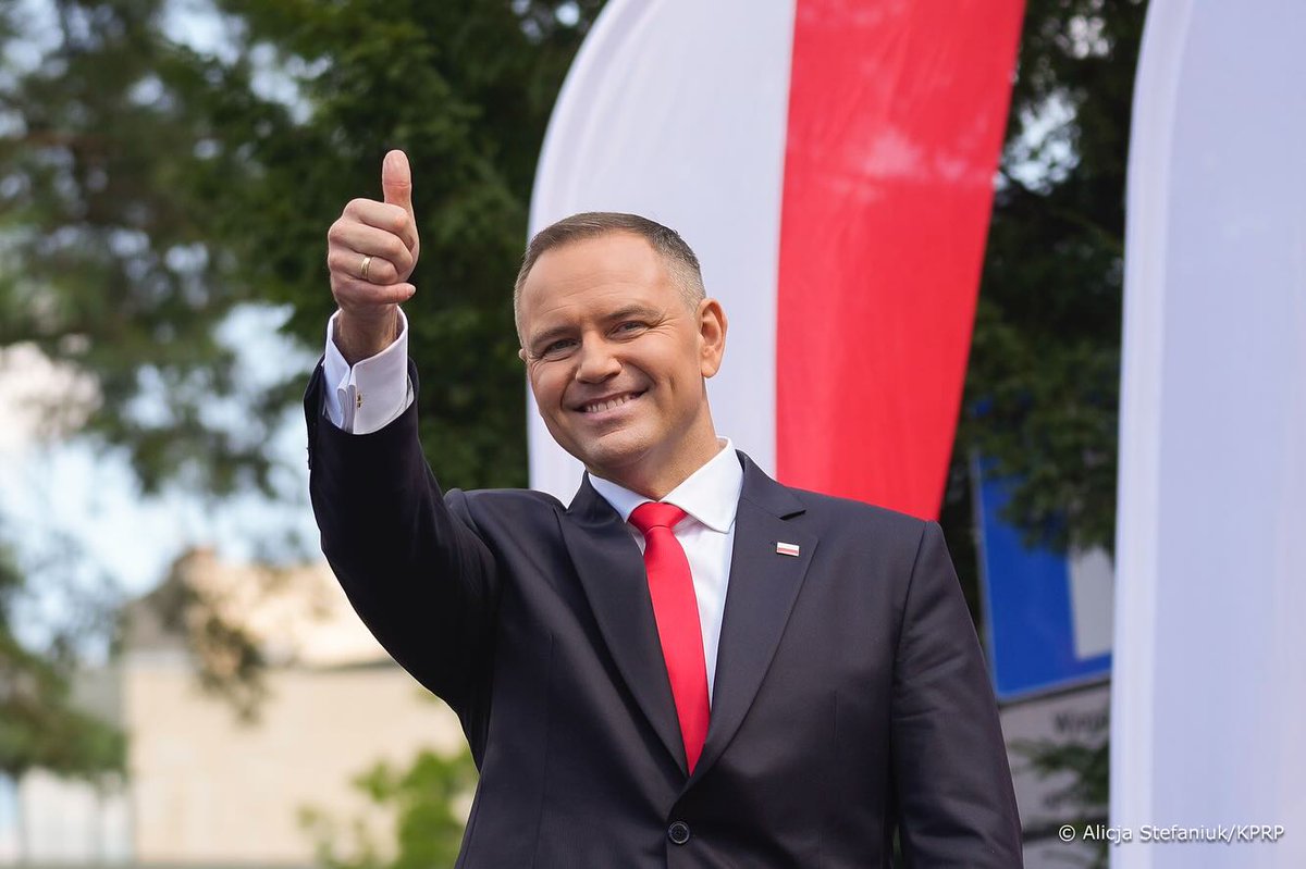 10 stycznia 2026 roku (sobota) na Jasnej Górze w Częstochowie Prezydent Rzeczypospolitej Polskiej Karol Nawrocki weźmie udział w XVIII Ogólnopolskiej Patriotycznej Pielgrzymce Kibiców pod hasłem „Ciebie Boga Wysławiamy”.

Fot. Alicja Stefaniuk | KPRP