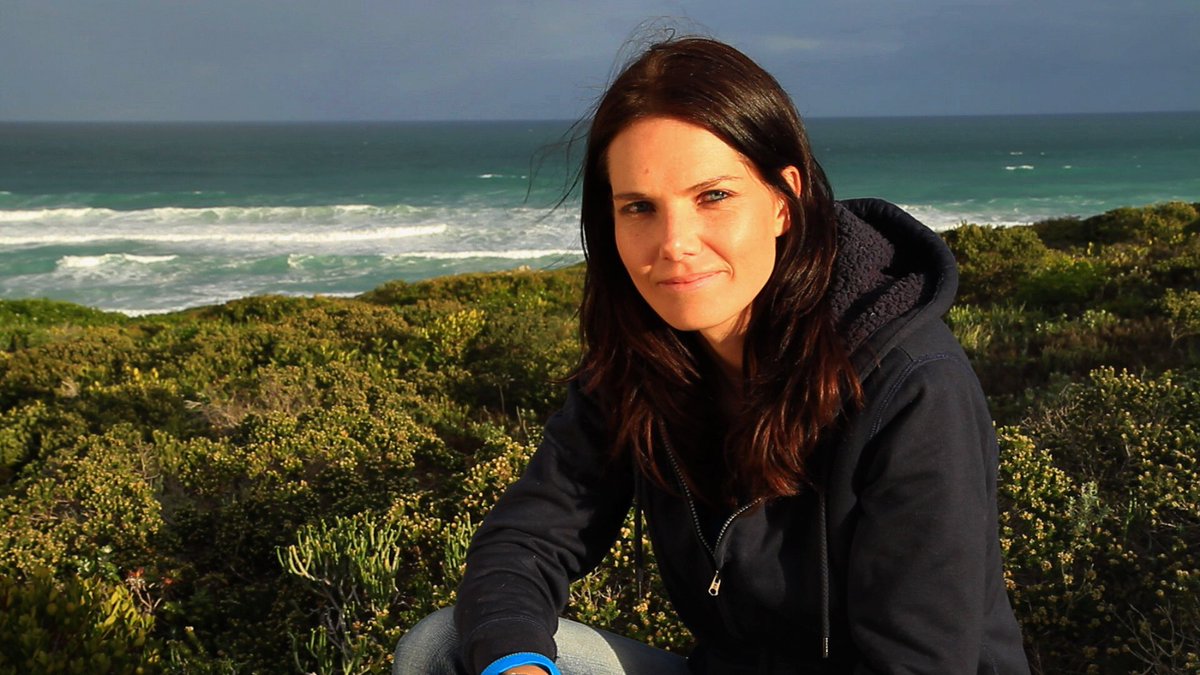 Bonne_de_Bod's tweet image. 16 years ago! 
This was on location filming a story for the nature program 50/50 that used to be on SABC. I remember watching the show growing up, (the one night my parents allowed me to stay up a bit later!), so to be part of it was truly incredible and life changing.