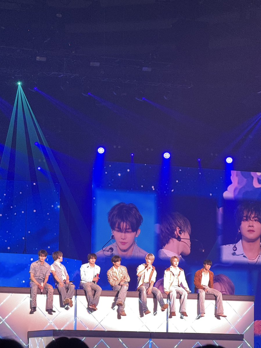 dhcls2's tweet image. 오늘도 우리 드림 예쁘당🥹