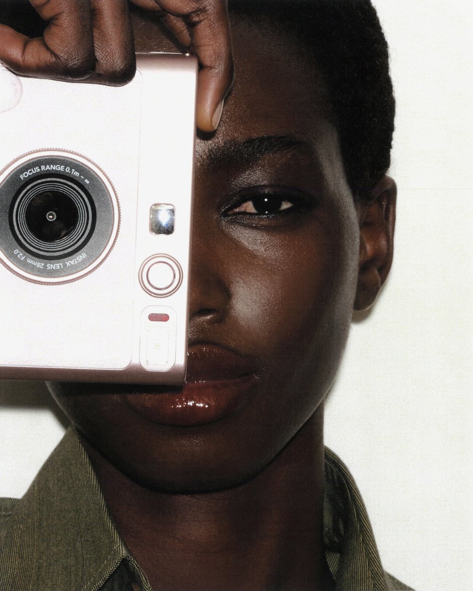 bethmodels_'s tweet image. FAMA✨

HARPER’S BAZAAR FRANCE MON BEAU SAPIN

@BazaarFrance