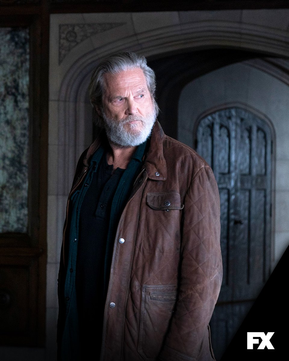 FXTV's tweet image. Eski bağlantılar ve yeni tehditler. Chase ve Harper, Emily’yi kurtarmaya çalışırken çok daha derin bir komplonun içine çekiliyor.

Oscar ödüllü Jeff Bridges'ın başrolünde olduğu The Old Man yeni bölümüyleriyle her Perşembe 21.30'da #FX'te!