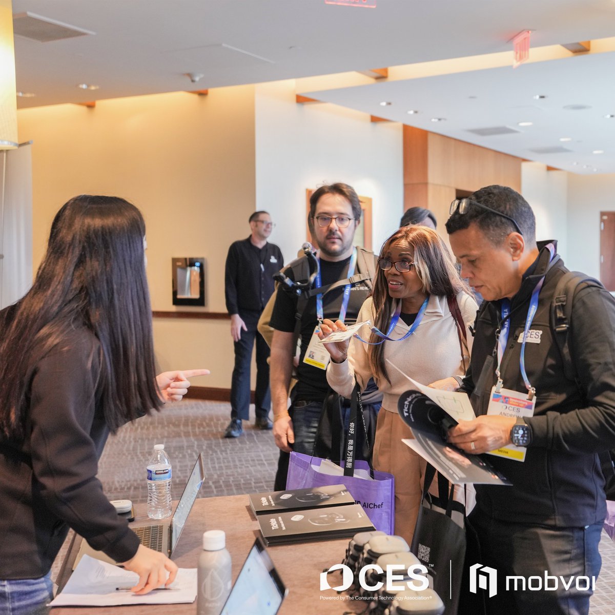 Mobvoi_Official's tweet photo. We unveiled TicNote Pods today at CES.

At our launch event, we introduced AI-native document collaboration with agents. Meetings become structured, searchable documents teams can work with together.

Thank you to everyone who joined us at CES. https://t.co/wZW31UKrN2