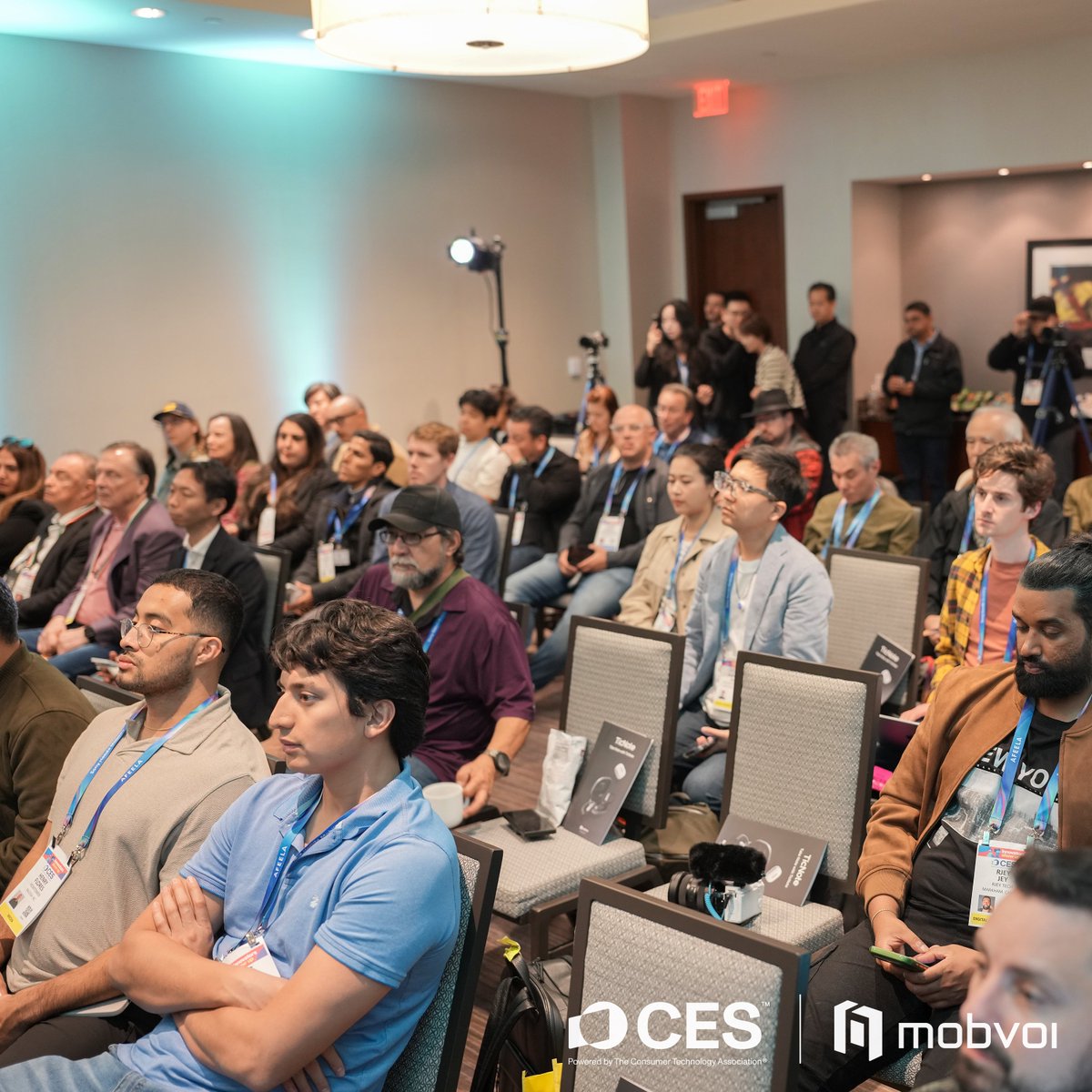Mobvoi_Official's tweet photo. We unveiled TicNote Pods today at CES.

At our launch event, we introduced AI-native document collaboration with agents. Meetings become structured, searchable documents teams can work with together.

Thank you to everyone who joined us at CES. https://t.co/wZW31UKrN2