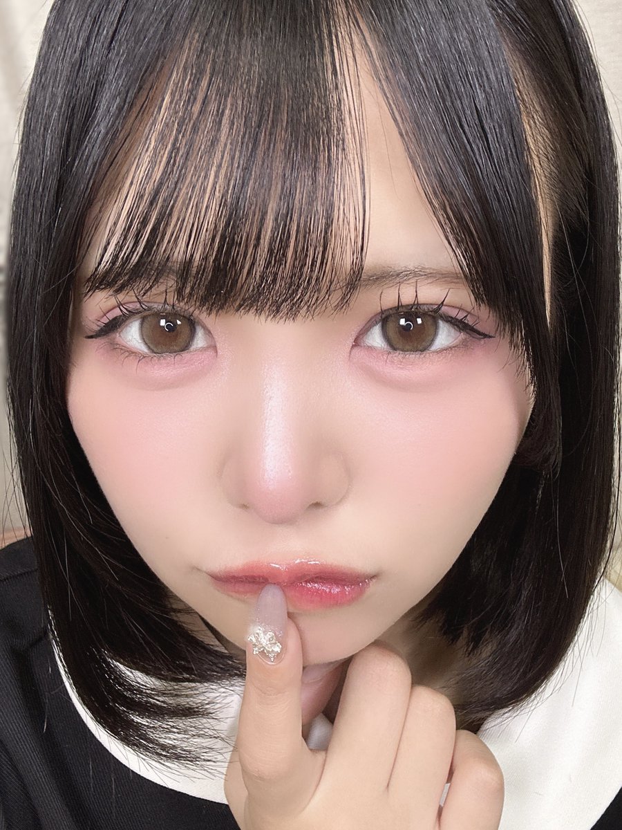 mayu_mizuno_'s tweet image. 最近はうさぎみたいなメイクにドハマり