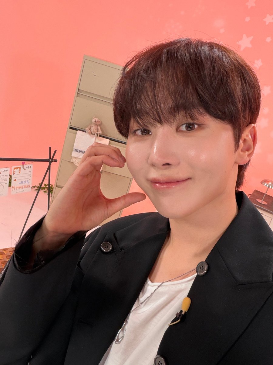 pledis_17's tweet image. [17'S 승관]
260108 #부승관의비비디바비디부

#SEUNGKWAN #승관
#SEVENTEEN #세븐틴