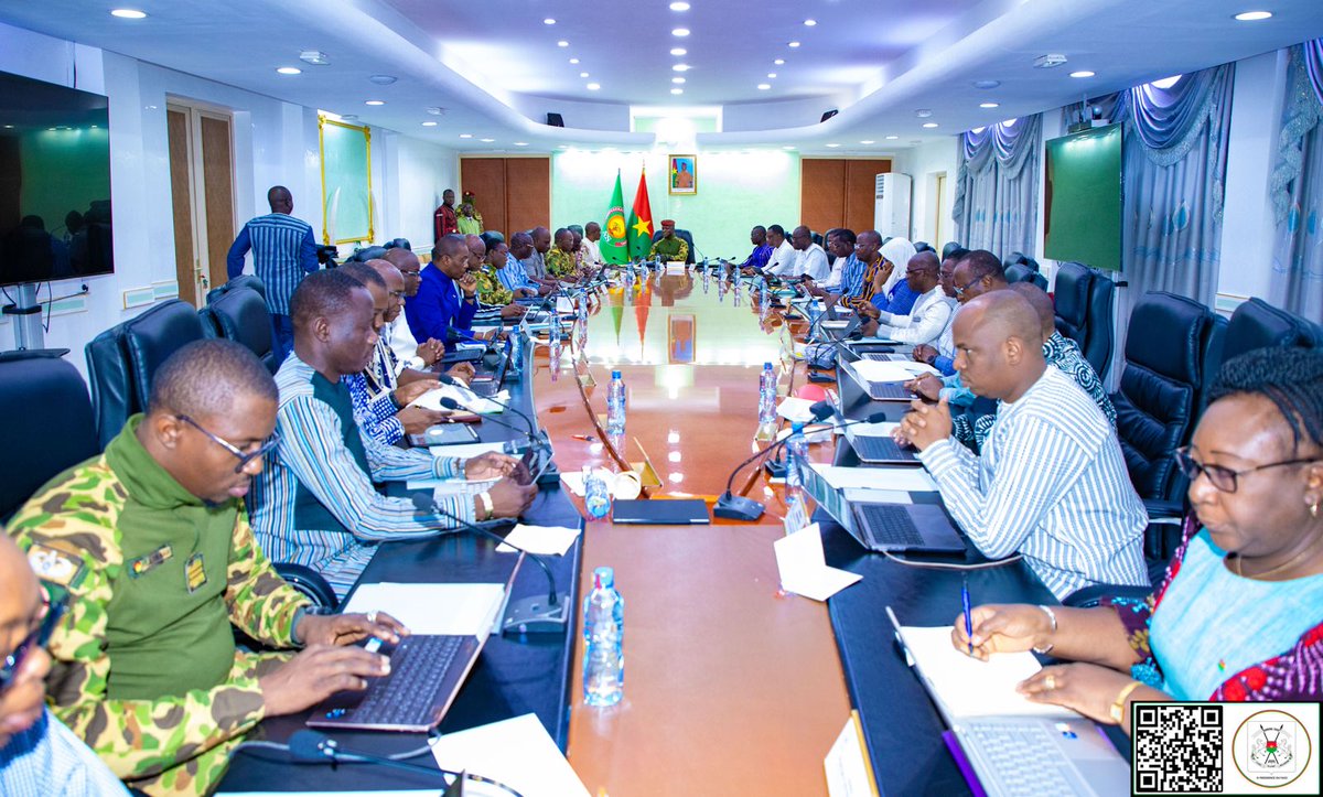 Présidence du Faso tweet media