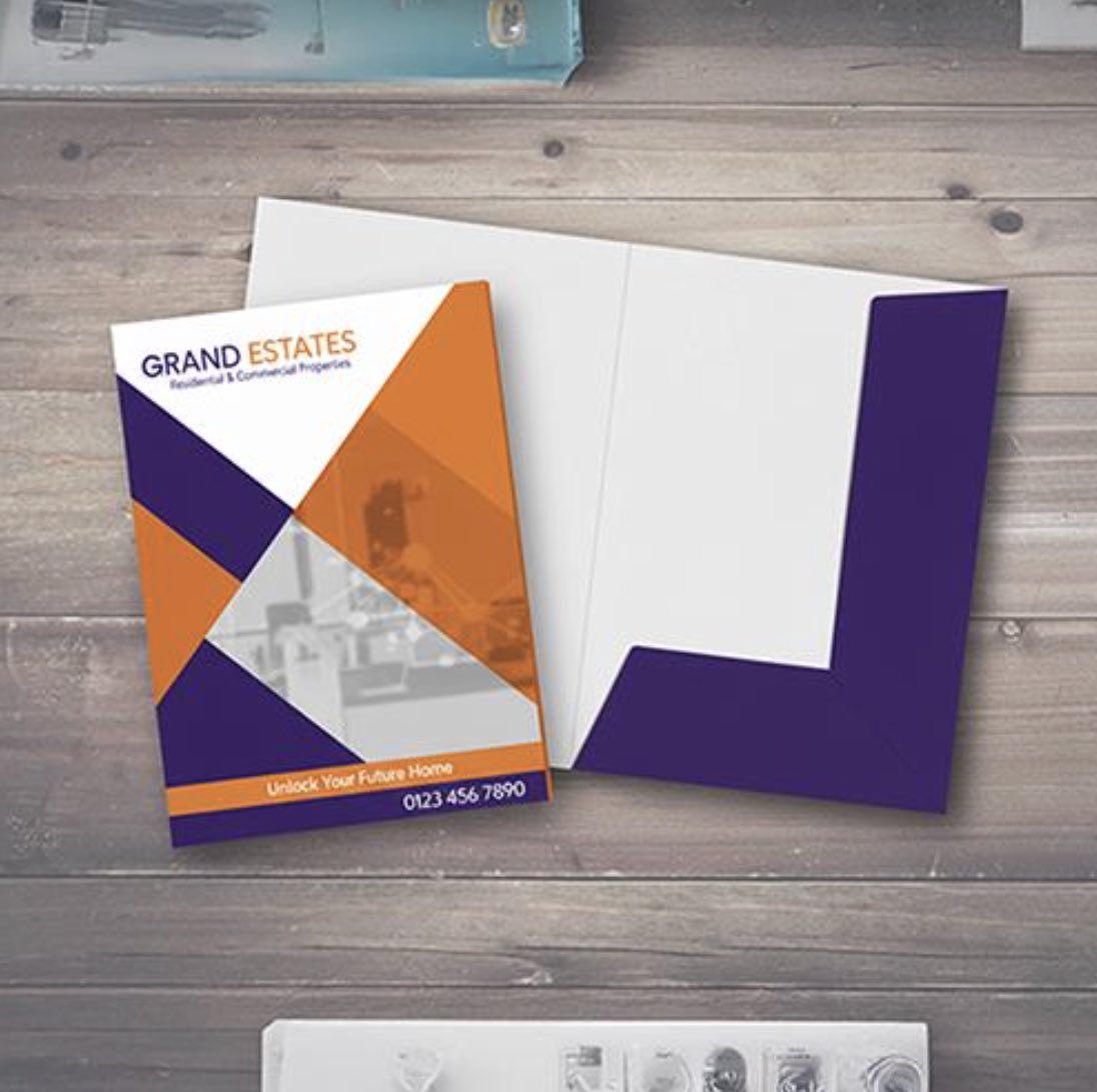 printingcomcamb's tweet image. New Low Run Fast&amp;amp;Few #Luxury #Interlocking #Folders.

x10 = £113 plus vat* or x25 = £121 plus vat* onto a 350gsm silk with matt lamination both sides

cambridge-printing.com/group/luxury-i…

*Discounted until 31/1/26

#brandeverything #printing #cambridge #printdaddy #marketing #exhibitions
