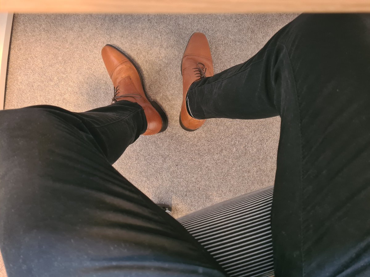 London Local tweet media